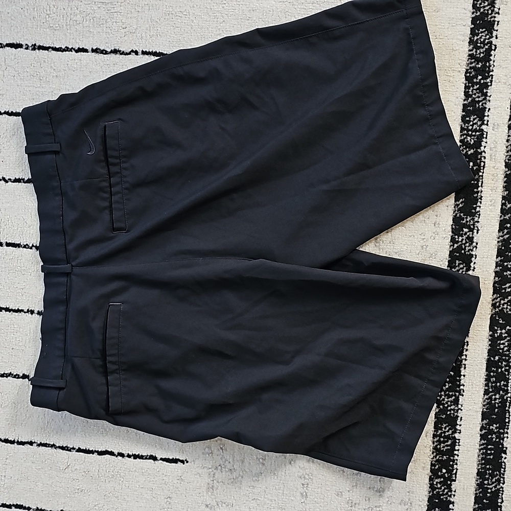 Nike Golf Shorts - Picture 2 of 2